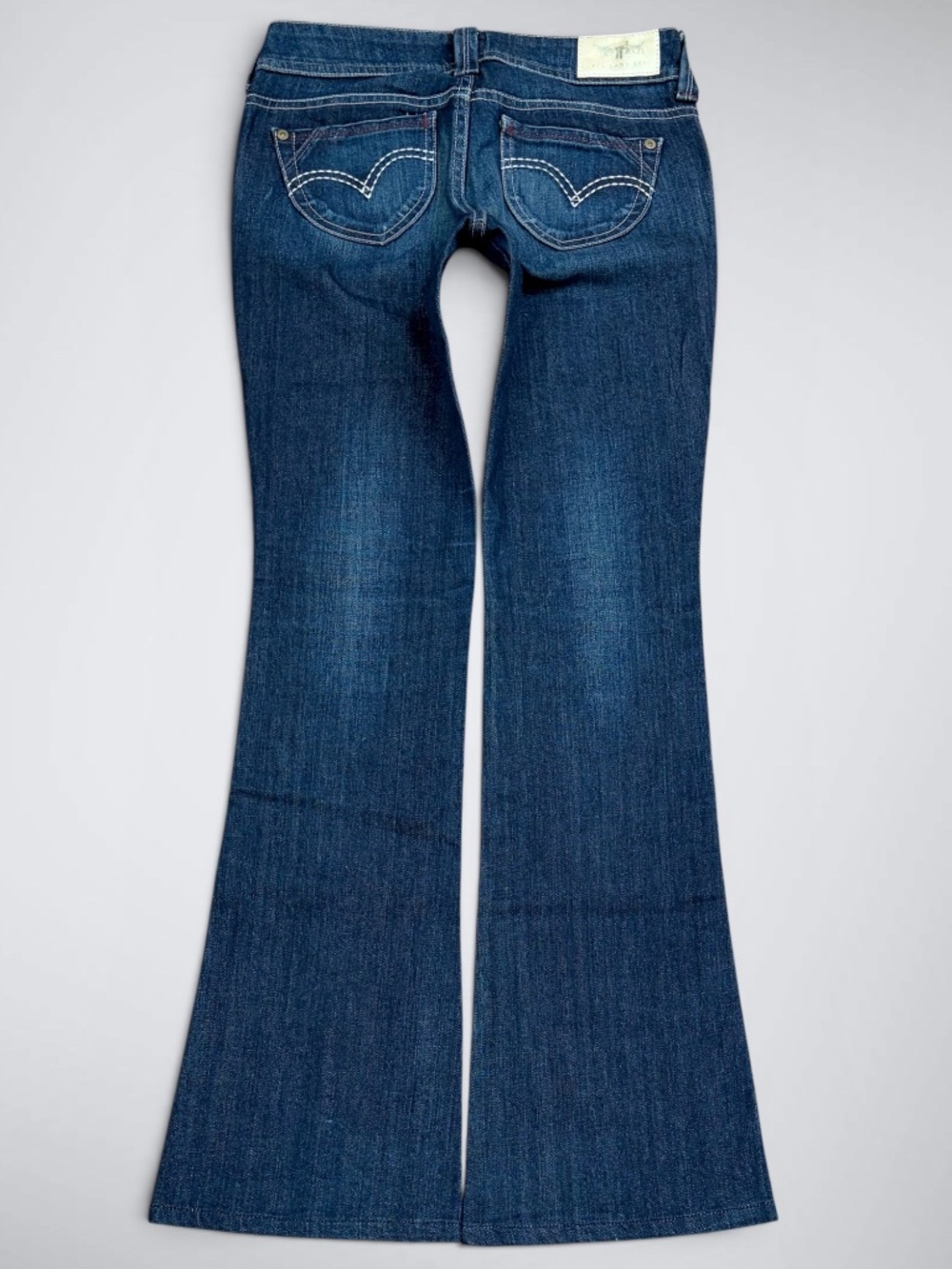 VTG Y2K Levi’s Lady Style Low Rise Flare Jeans